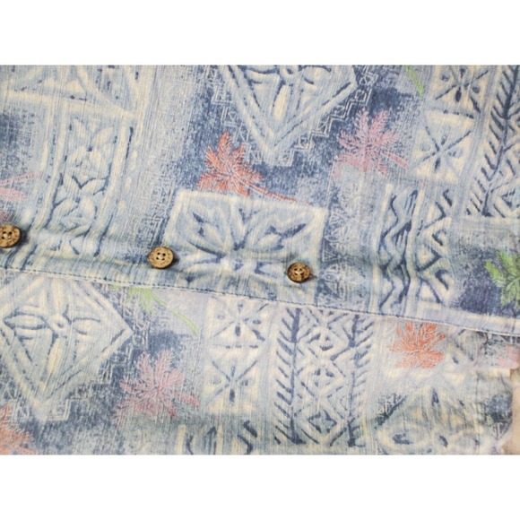 Batik Bay Shirt Mens Medium Blue Hawaiian Silk Short Sleeve Collared Button Down - Picture 6 of 13